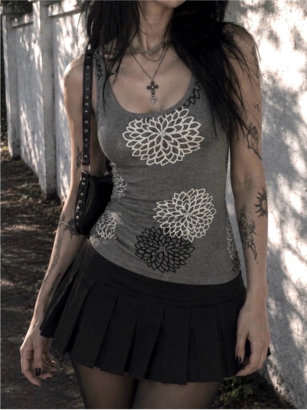 ‘Fladed Glory’ Vintage Gray Essential Stylish Floral Print Tank Top- Women’s